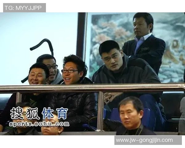 孙红雷与姚明亲密互动现场揭秘两位巨星的友谊与合作之路